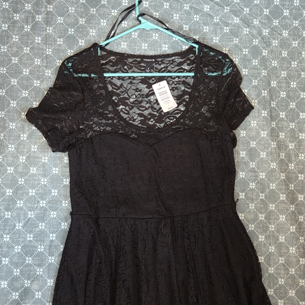 Torrid 1 NWT lace sweetheart Black Dress - Picture 4 of 6